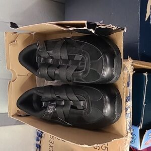 Hydro Skechers Shape Ups 7.5